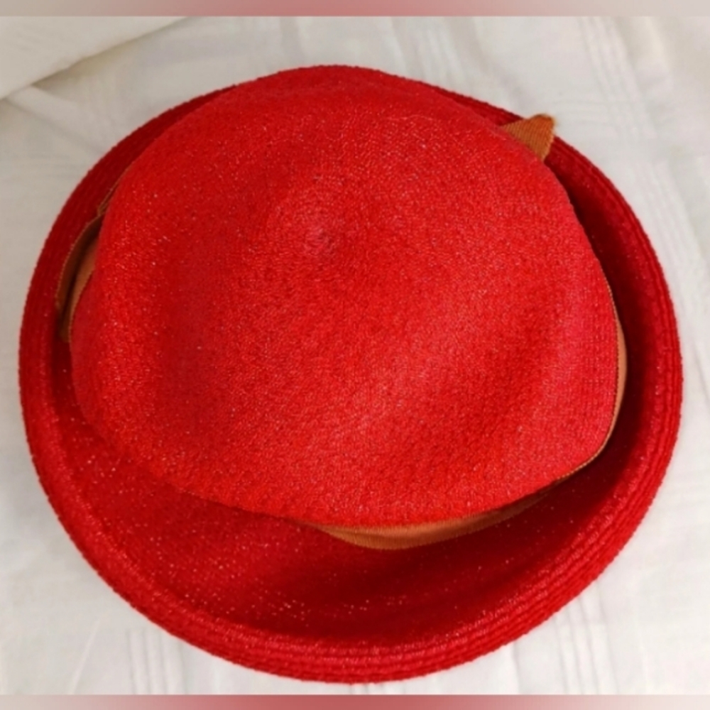 1950's Betmar Red Straw Hat With Orange Ribbon - Picture 11 of 13